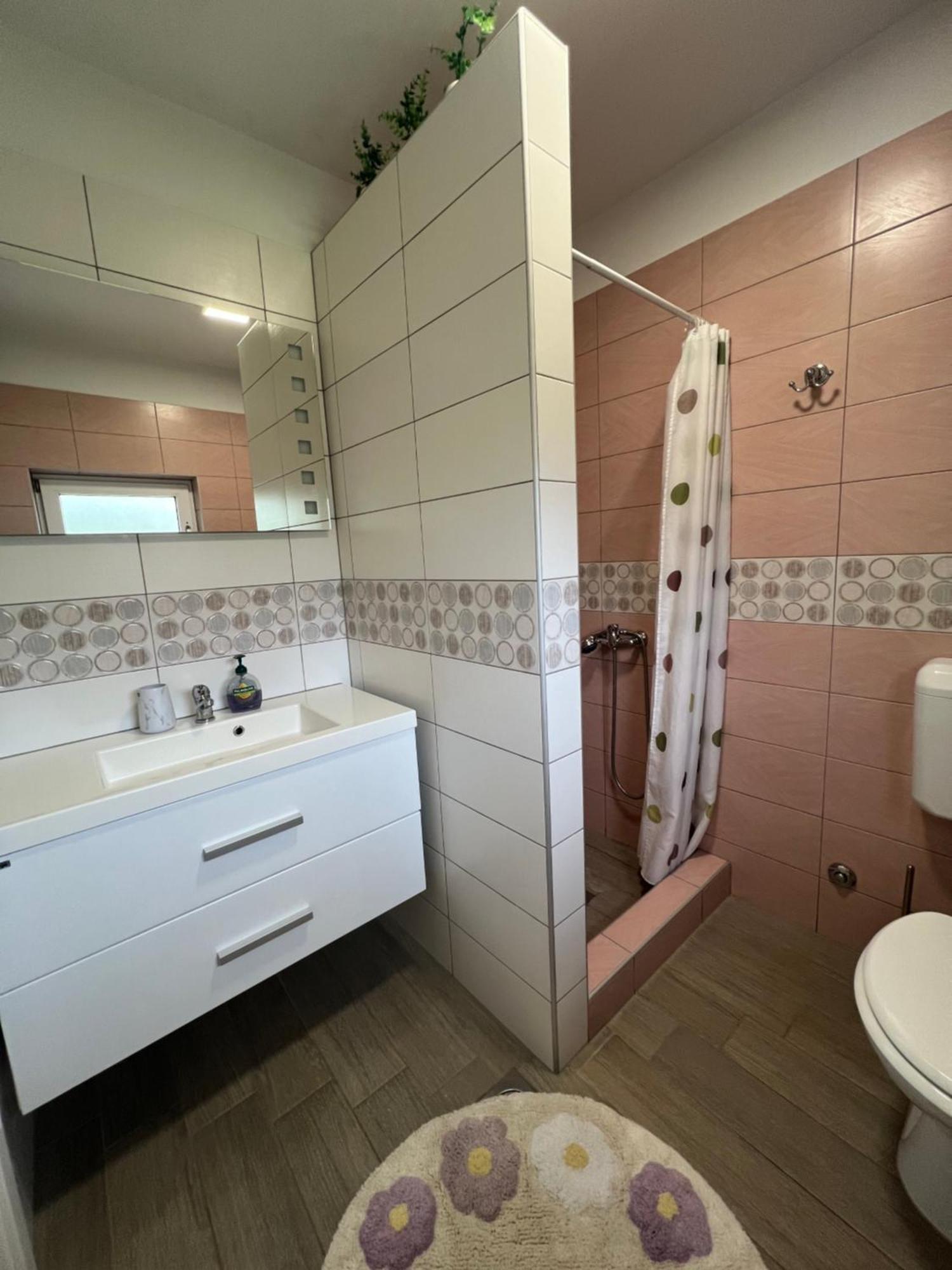 Jagodje Apartment